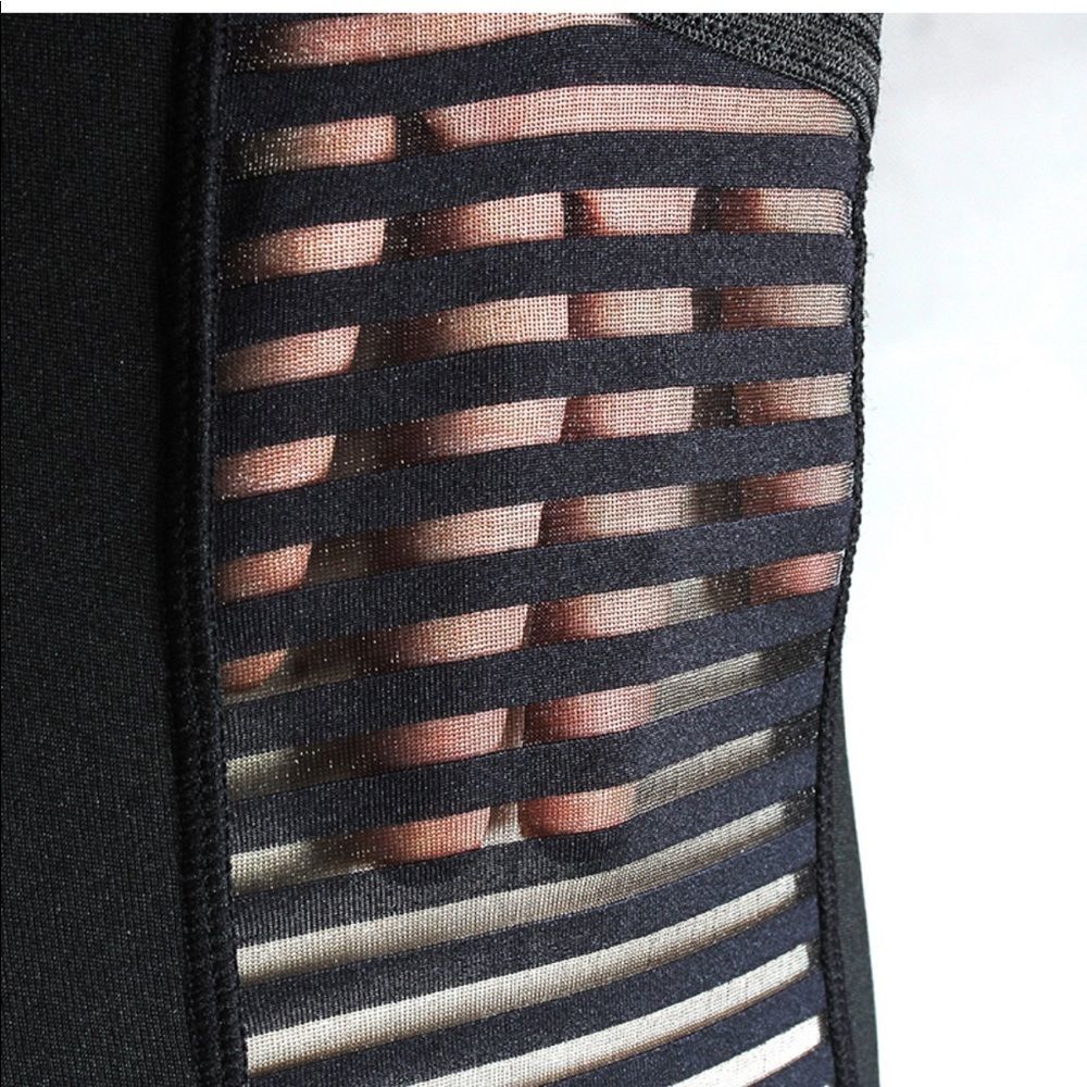 SALE !!! NWT Butt lifting Mesh leggings - Picture 7 of 7